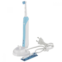 Зубная щетка Oral-B Pro 570 Cross Action голубой